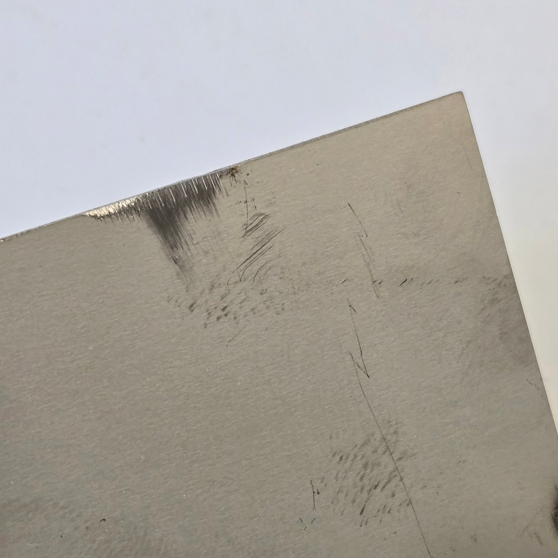 Scuffed Edge and Scratches on GatePlate - Security for Tailgate Actuator